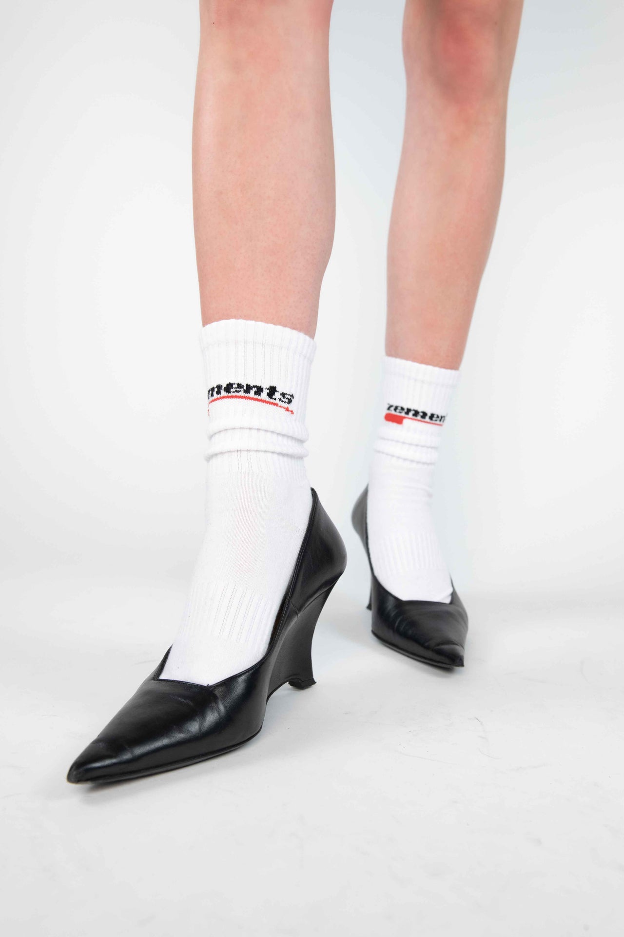 ZEMENTS SOCKEN WHITE "SWOOSH LOGO"